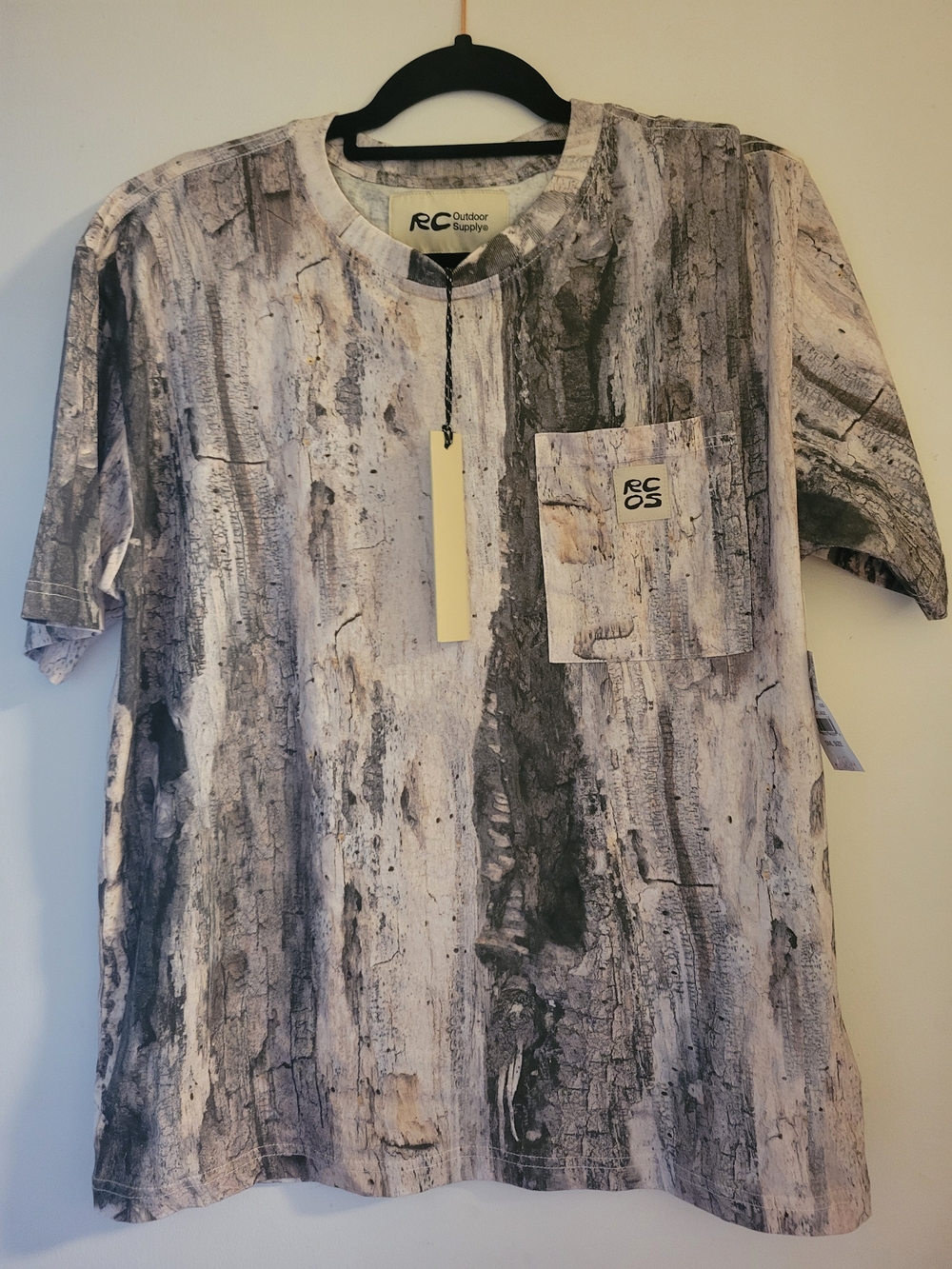 Men's RC Outdoor Supply Gray Tree Bark Camo Pocket Tee